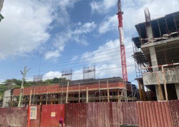 14 construction site workers rescued after 3-storey building collapses at Roman Ridge