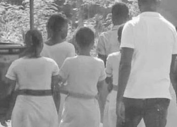 O/R: 8 teenage girls arrested for allegedly breaking into home and stealing ¢20k cash