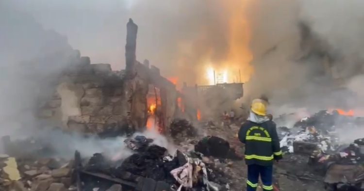 Fire fighters battle hours of blaze at Kantamanto Tazani Lane