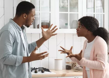5 smartest ways to handle nagging wife