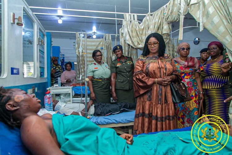 Gender Minister visits injured victims and bereaved families of El Wak stampede
