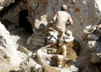 32 dead after bridge collapses at Congo mining site